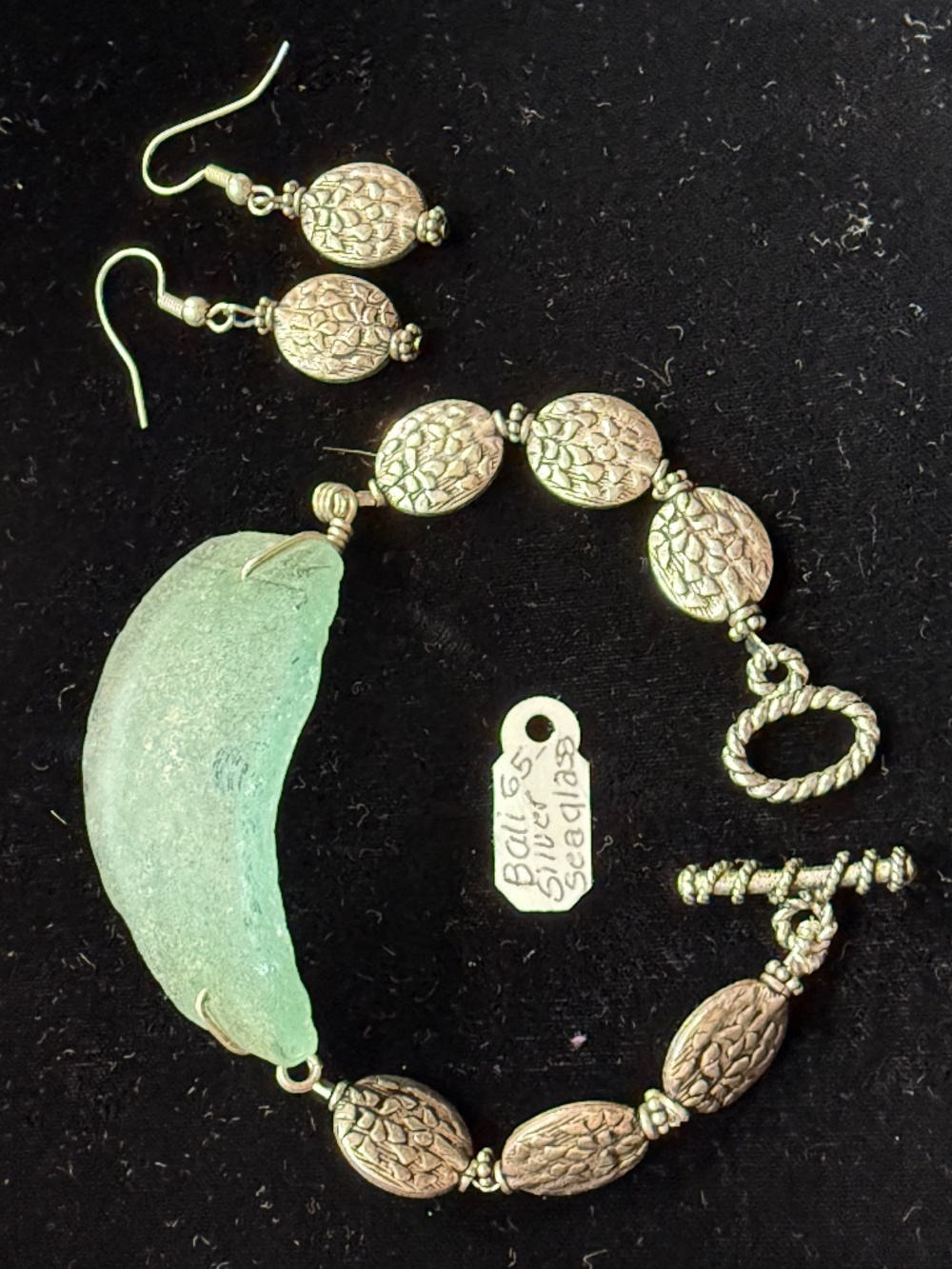 BALI SILVER & SEA GLASS BRACELET WITH PAIR OF PIERCED EARRINGS-HANDMADE